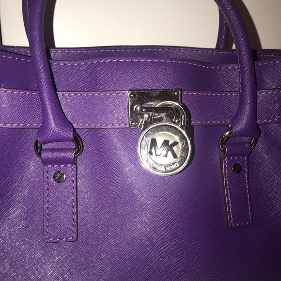 Perfect Designer Handbag - Picture 2 of 6